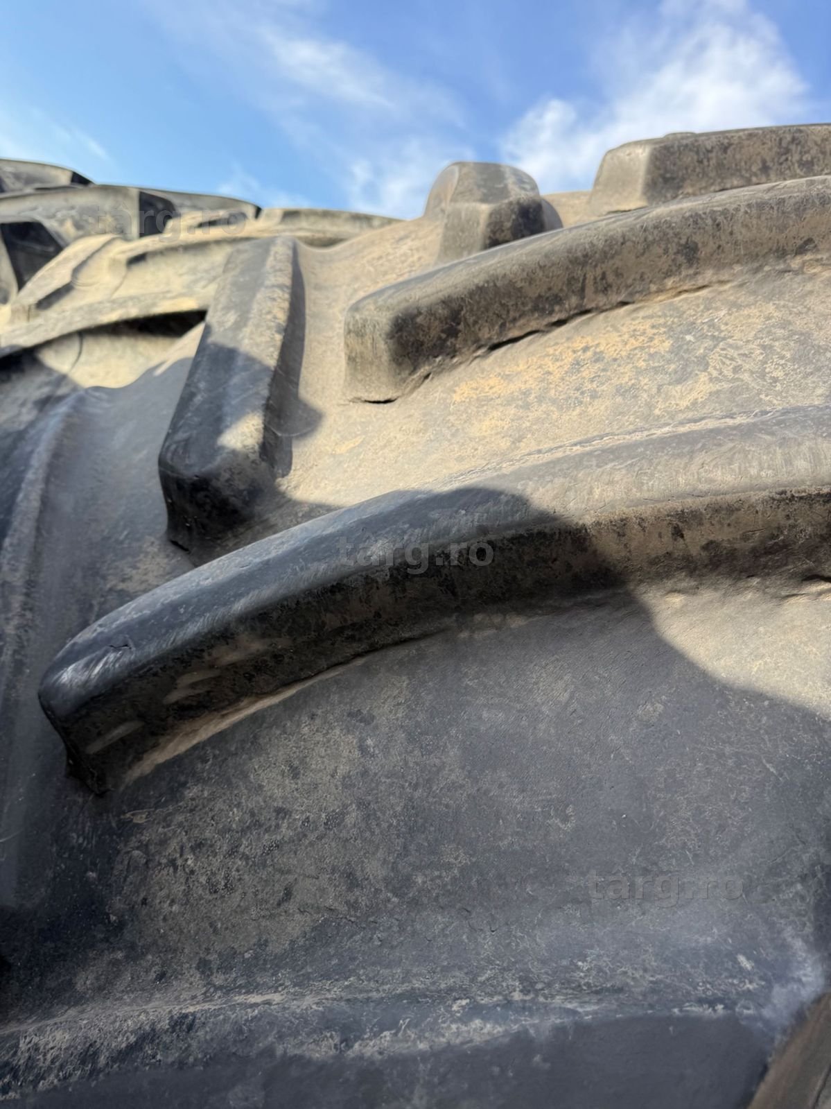 900/60r42 michelin o bucata 2