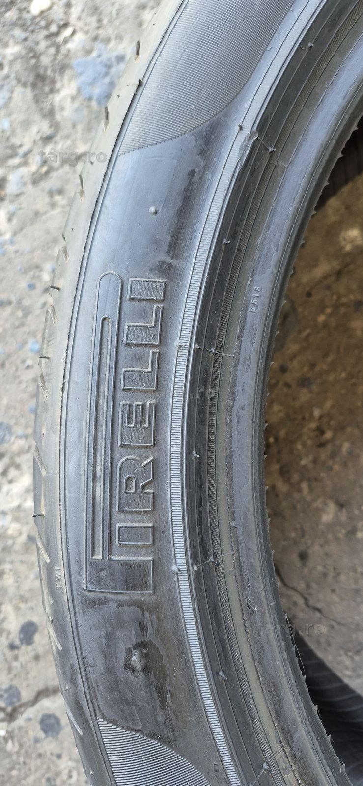 4 anvelope vara Pirelli 295/35/21.Pretul este pe bucata. 5