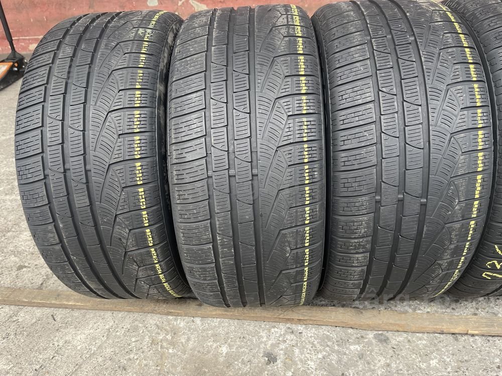 4 anvelope de iarna 235/50/17 Pirelli 5