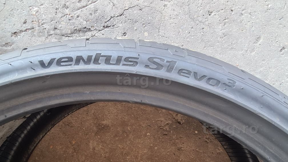 4 anvelope vara Hankook 285/30/22, 2 anvelope noi,2 ca si noi 5