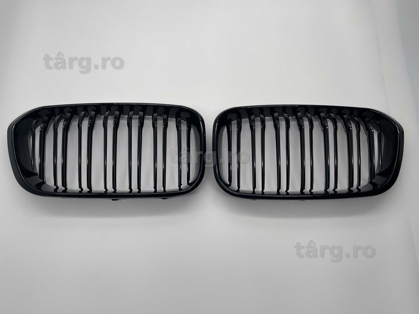 Grila dubla neagra compatibila BMW F20 Seria 1 Facelift