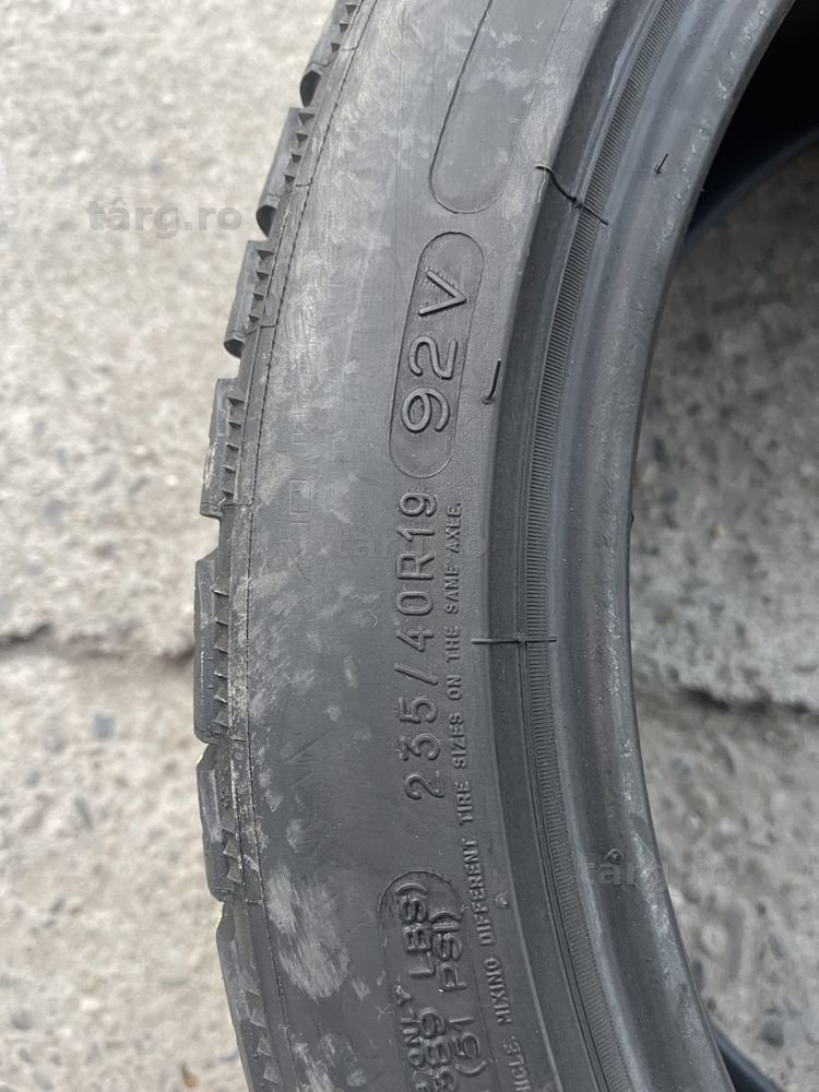 4 anvelope de iarna 235/40/19 Michelin (ca noi ) 6