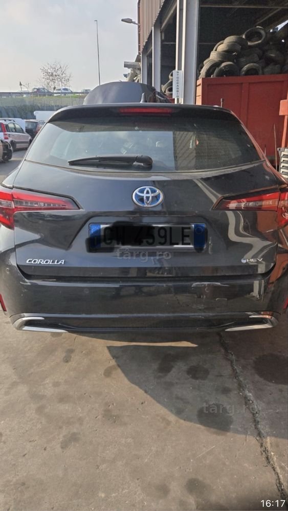 Dezmembrez Toyota Corolla 1.8 hybrid