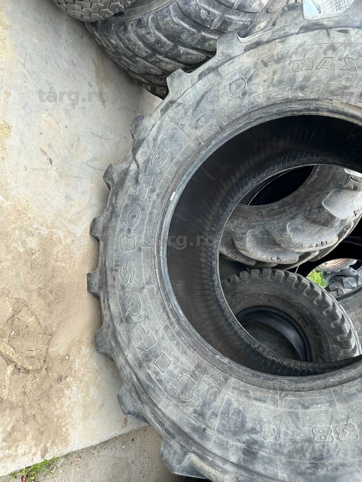 Cauciuc 650/75 R38 3