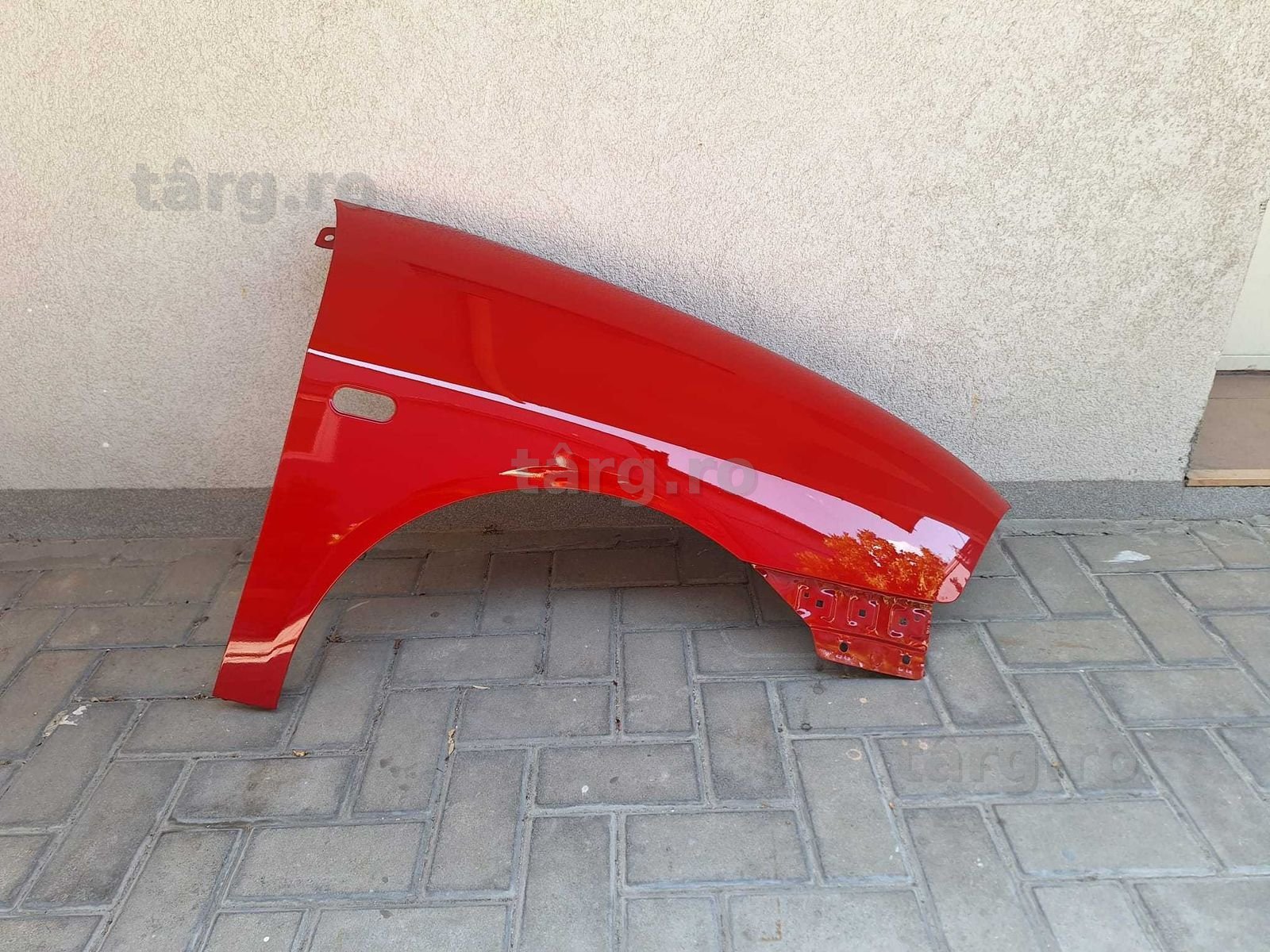 Aripa Fata Dreapta Seat Ibiza 2002-2008 Vopsita Rosu