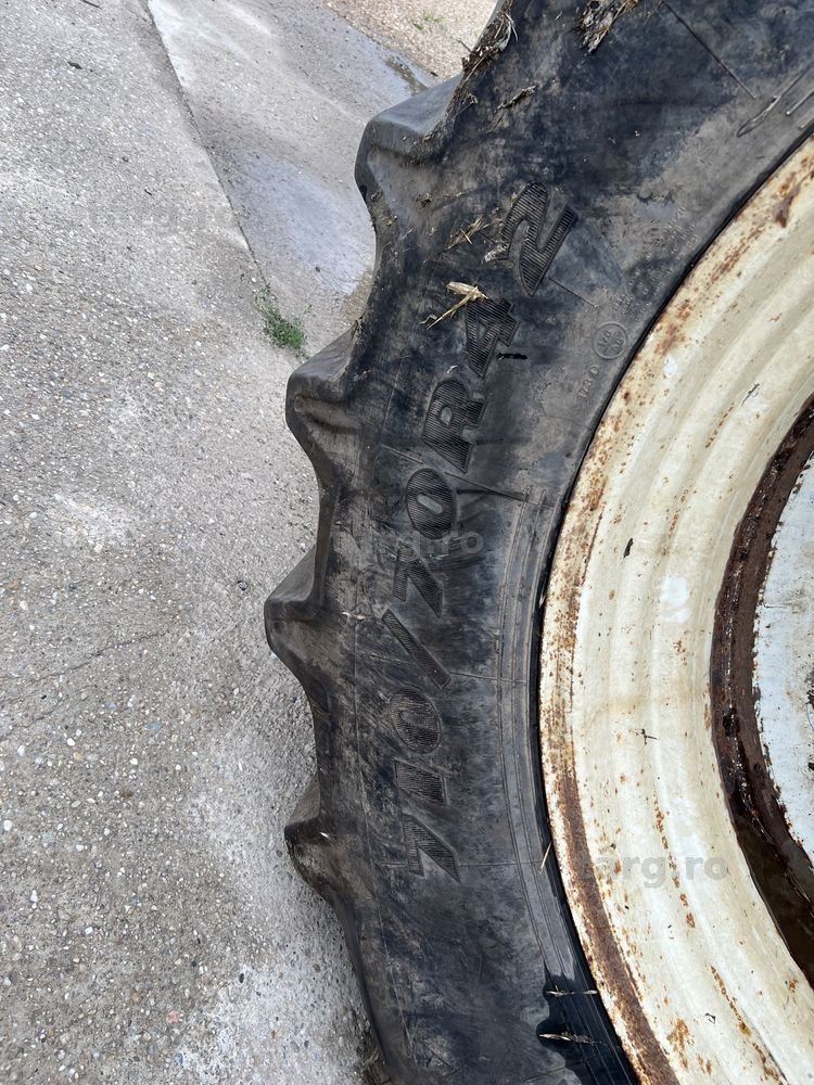710/70r42 goodyear 4
