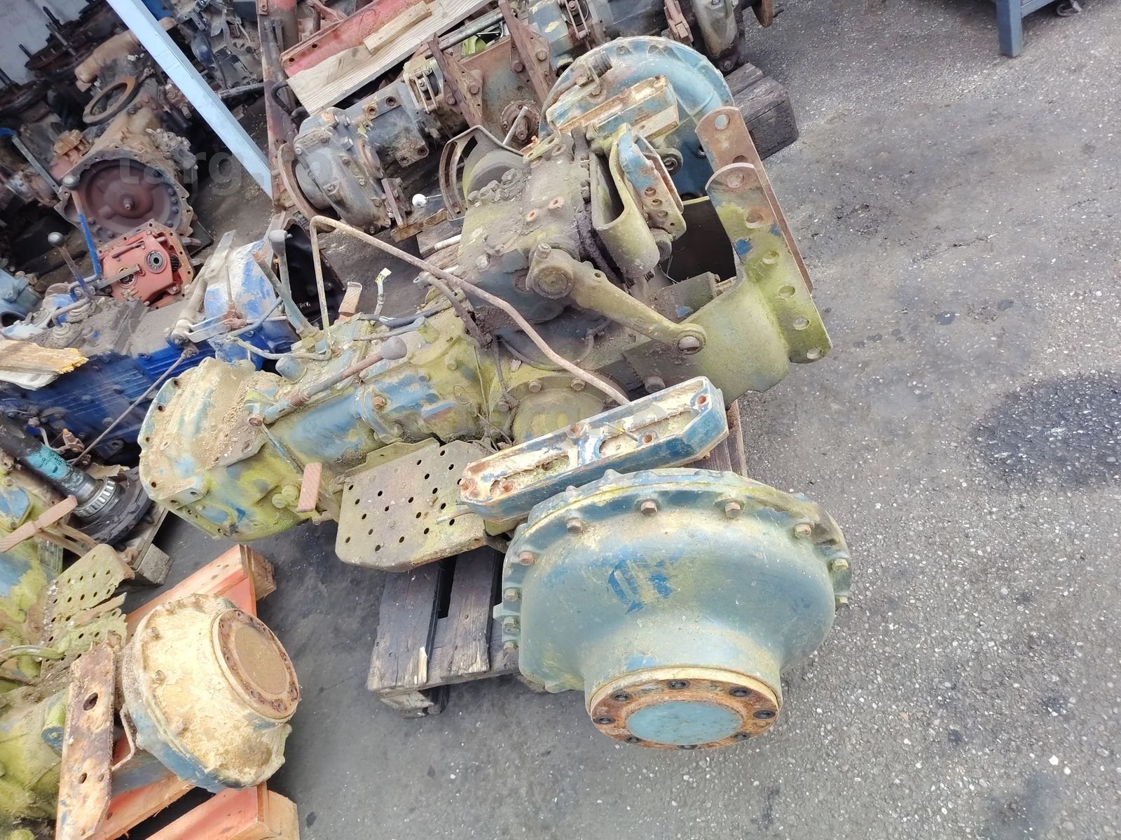 Piese tractor Fiat 550