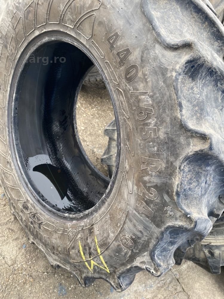 440/65r24 4