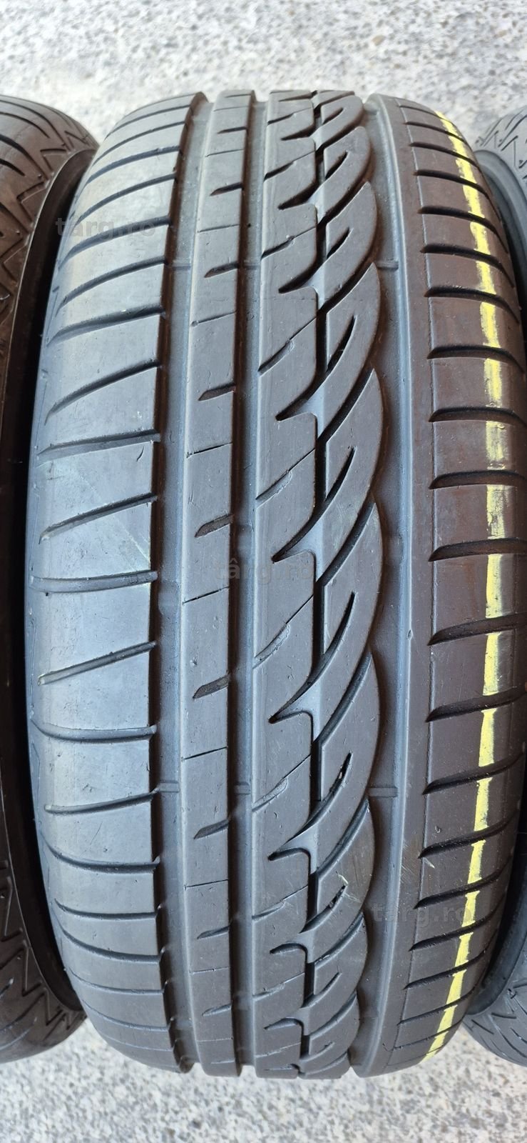 4 anvelope vara Firestone 235/60/16.Pretul este pe bucata. 3