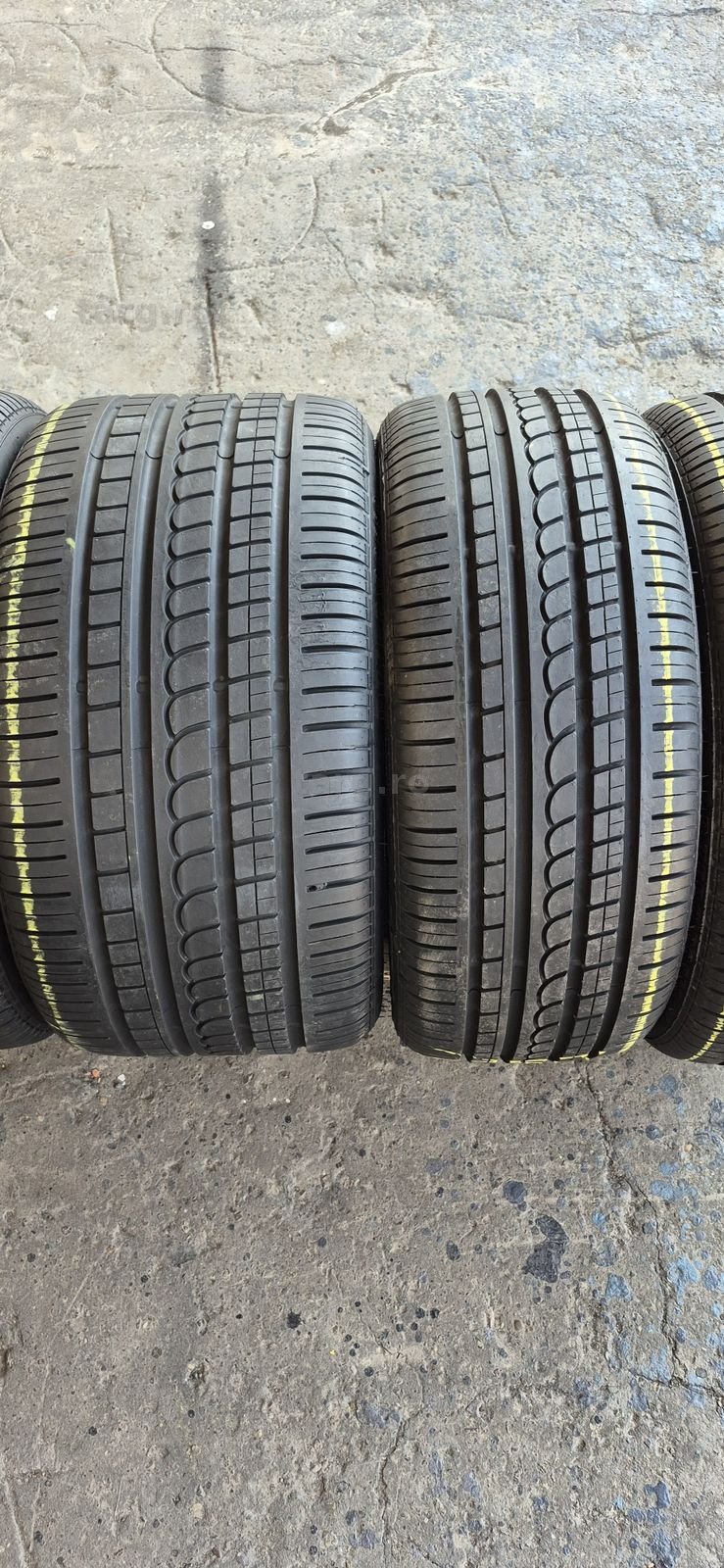 4 anvelope vara ca noi Pirelli,fata 225/40/18,spate 285/30/18,dot 2020.Pretul este pe bucata. 2