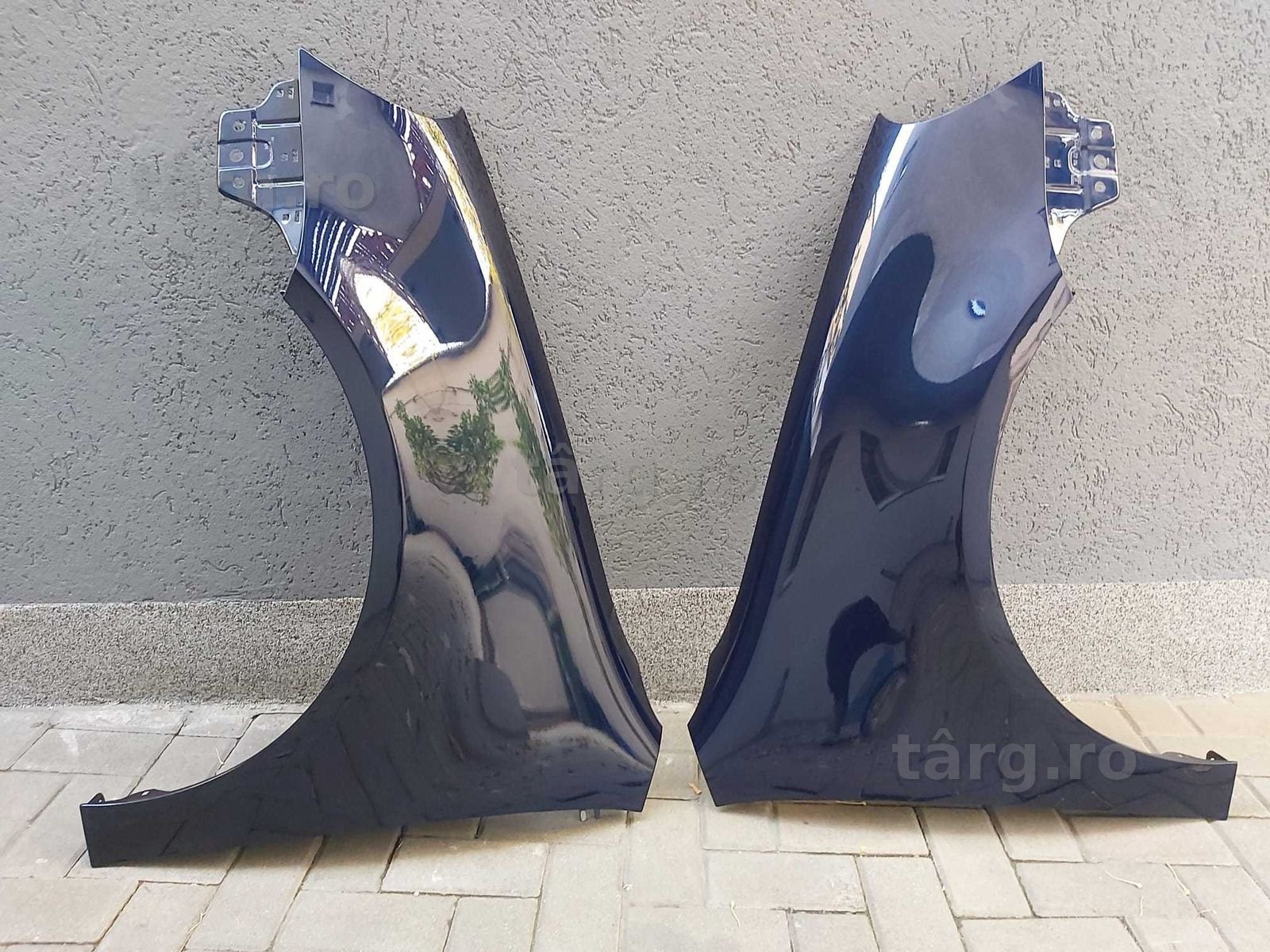 Aripa Fata Dreapta + Stanga VW Golf 5 V 2004-2008 Vopsita Albastru