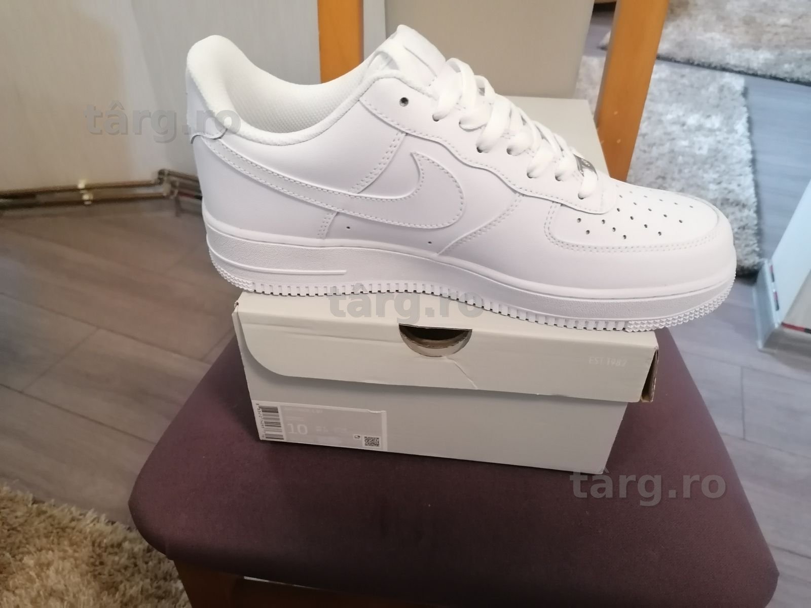Nike air force 1 low triple white 4