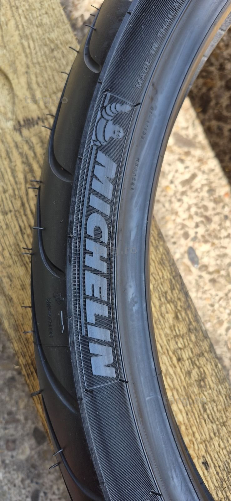 2 anvelope moto fata noi Michelin 80/90-21M/C,dot 2018.Pretul este pe bucata. 4