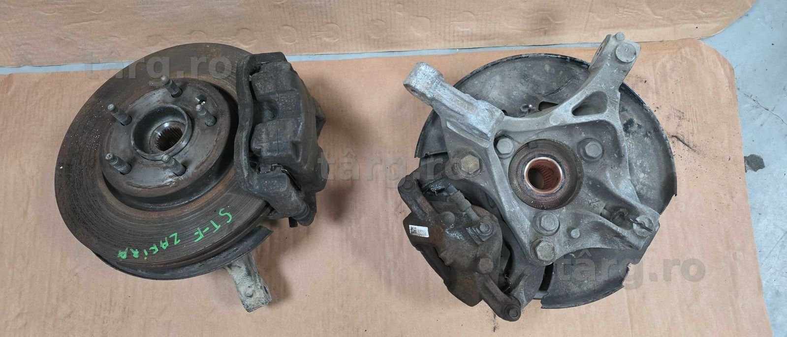 Fuzeta stanga / dreapta fata Opel Zafira C 1.6 CDTI B16DTH 2015 - 2018