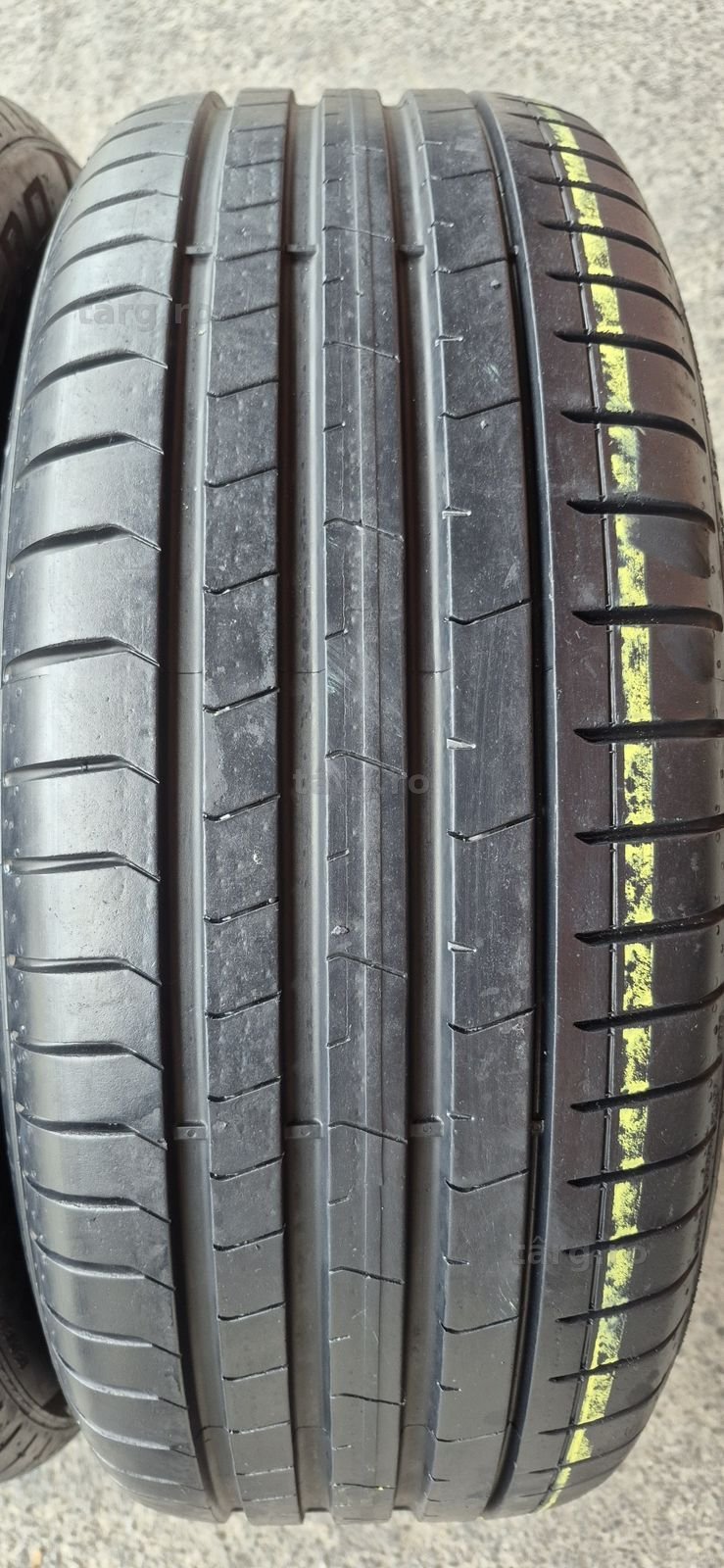 4 anvelope vara Pirelli 225/50/18.Pretul este pe bucata. 3