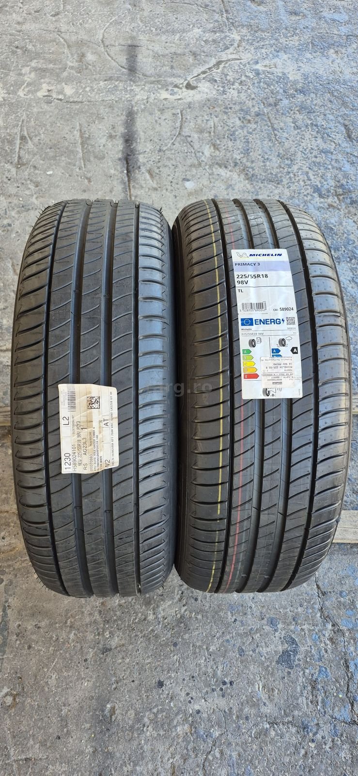2 anvelope vara noi Michelin 225/55/18,dot 2023.Pretul este pe bucata.