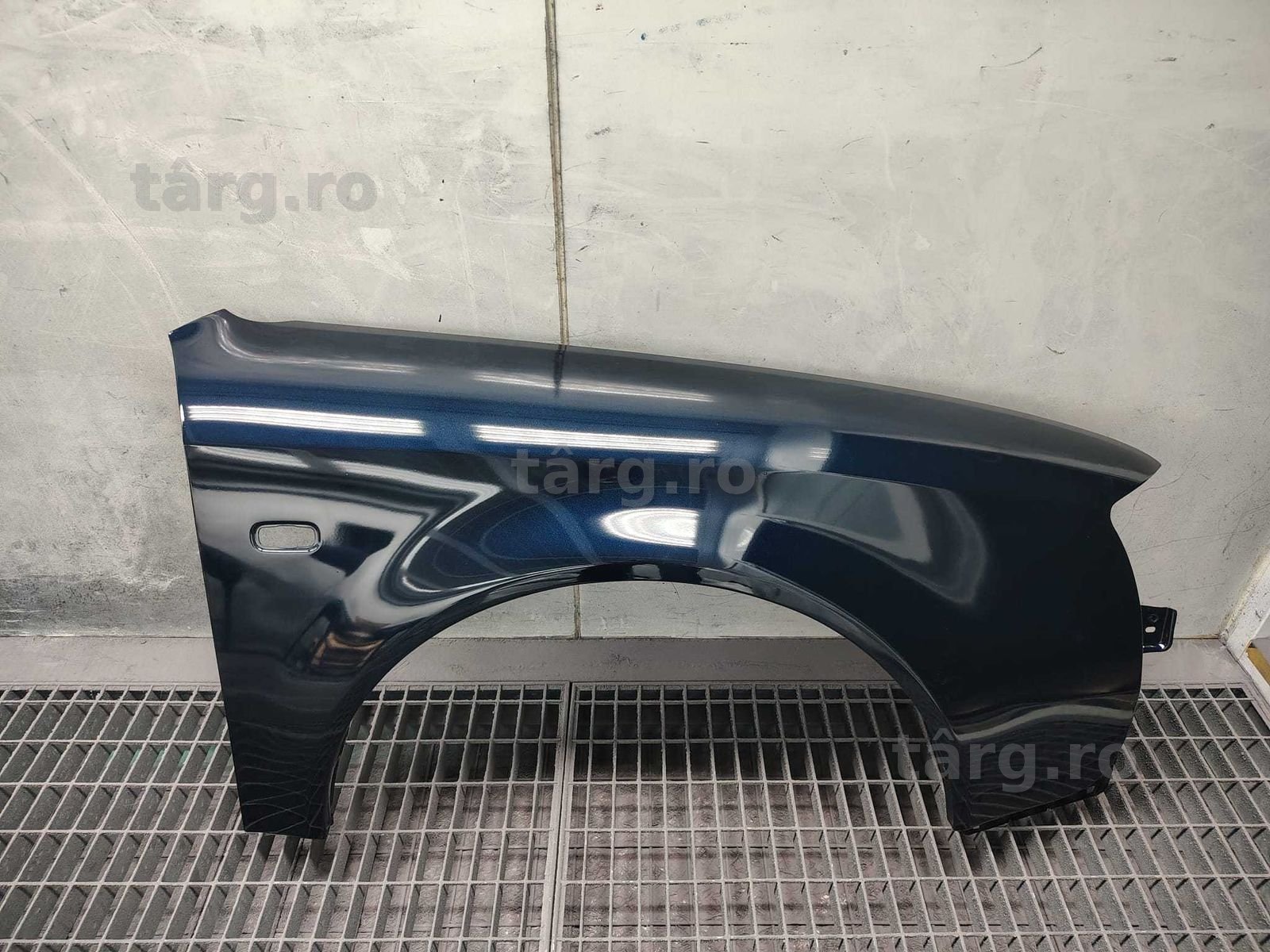 Aripa Fata Dreapta Audi A6 C5 An 1997-2004 (LZ5D (Albastru))