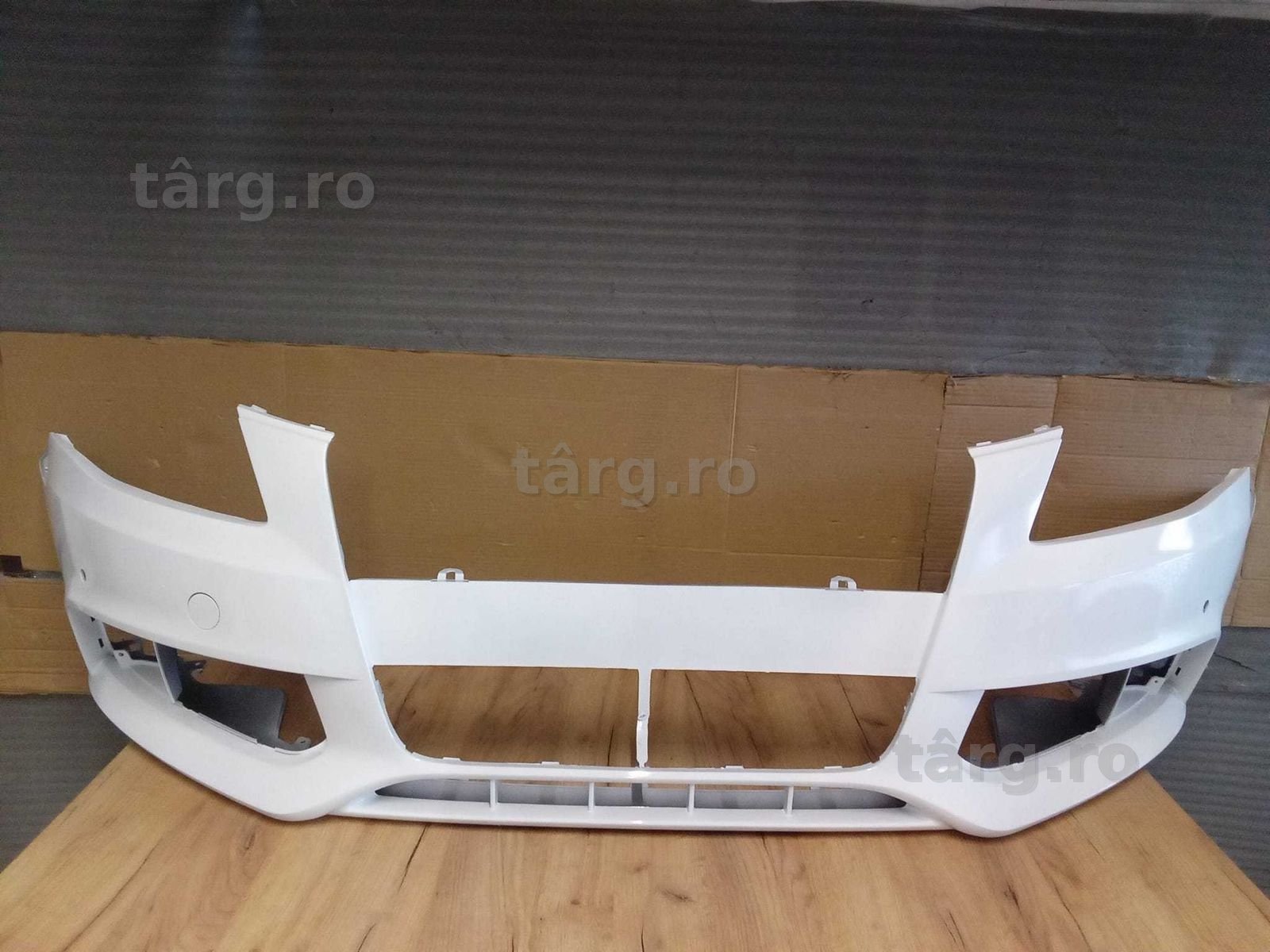 Bara Fata cu Senzori Parcare Audi A4 B8 An 07-11 (LY9C (Alb))