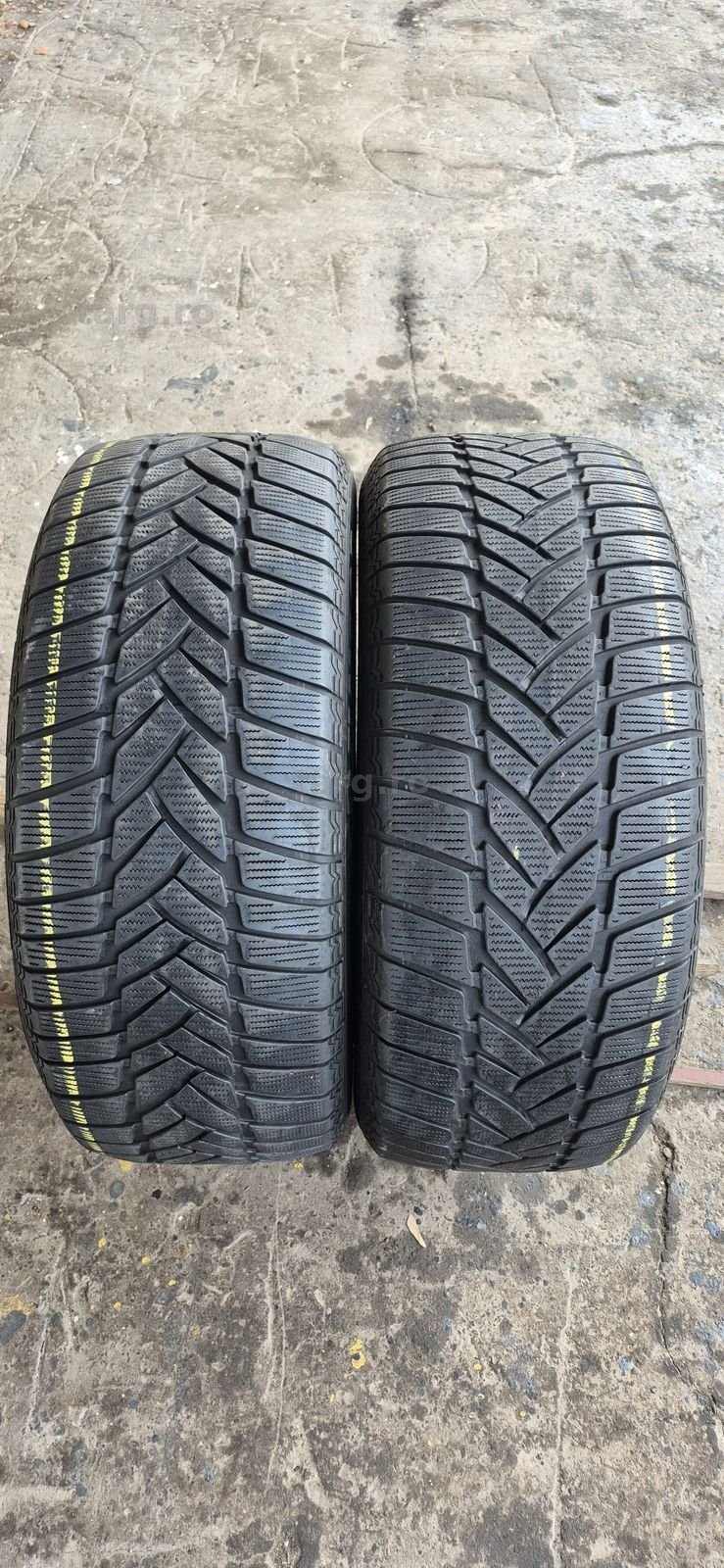 2 anvelope iarna Dunlop 275/55/19,dot 2022.Pretul este pe bucata.