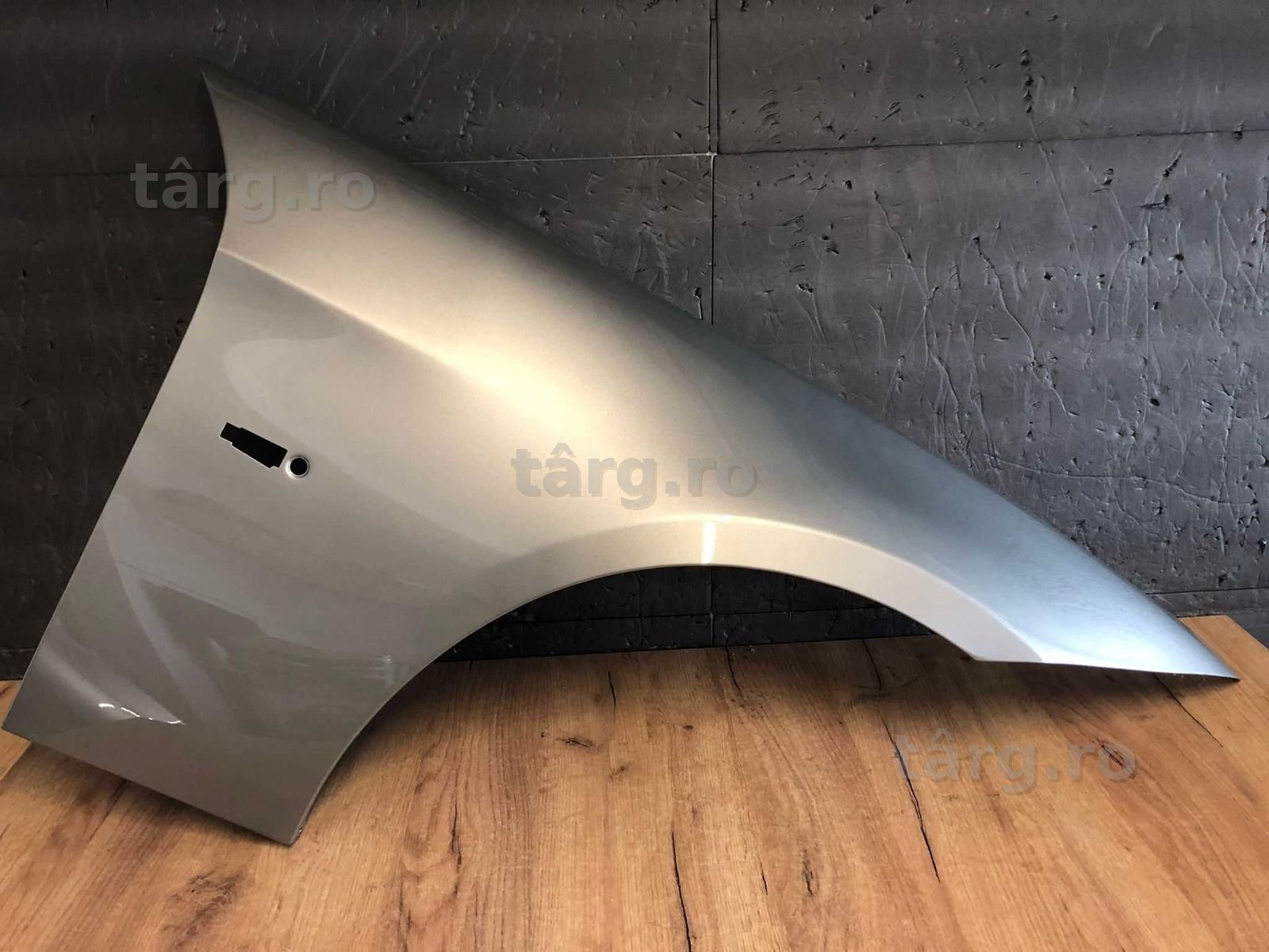 Aripa Fata Dreapta BMW E90 An 2005-2012 (A53 (Auriu))