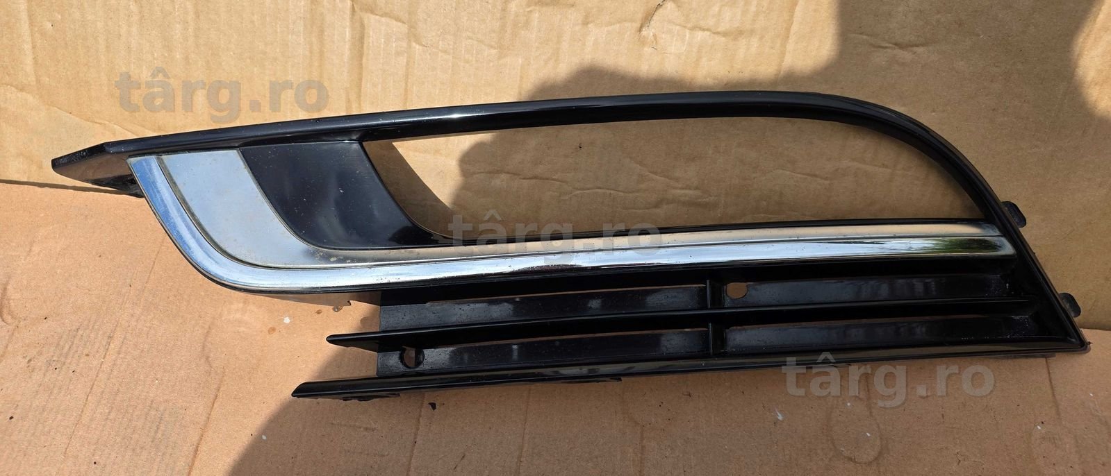 Grila proiector stanga Vw Passat CC Facelift 2013 2014 / 2015 / 2016 2017
