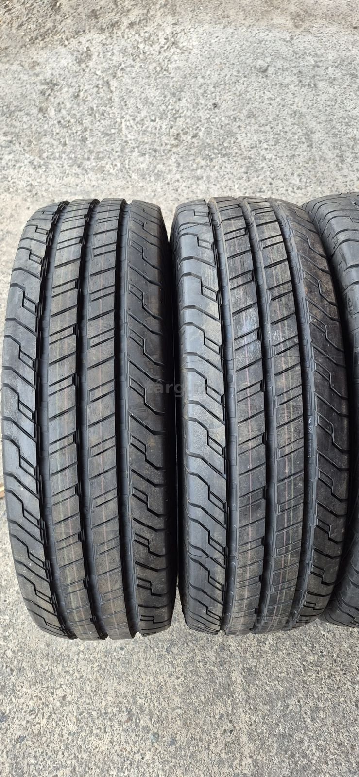 4 anvelope vara noi Continental 225/75/16C;118/116R,dot 2024.Pret/bucata. 2