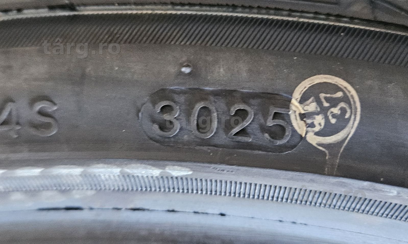 255/40 R21 102Y XL UNIGRIP (Gripmax) Anvelope vara cu protectie janta 6