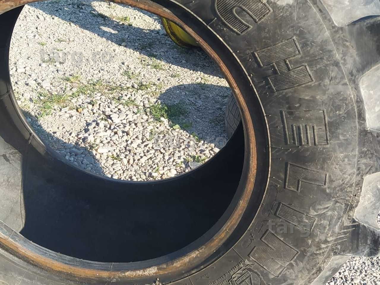 Anvelope 420.65 R20 4