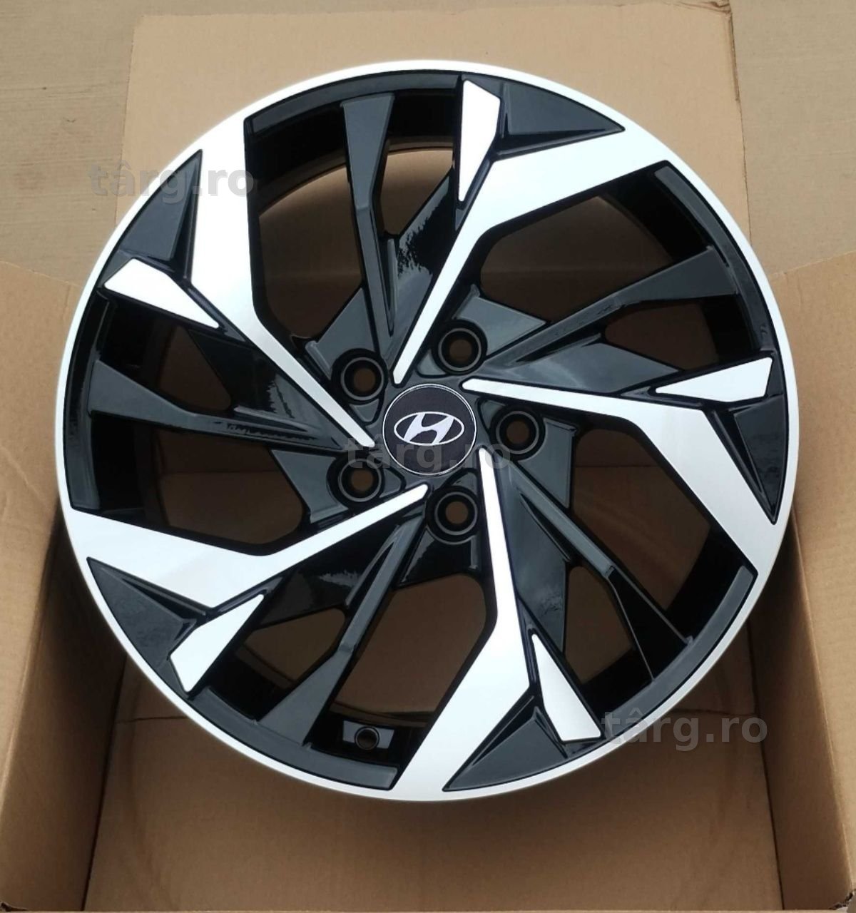 Jante 17 Hyundai Tucson Santa Fe Kona Sonata i20 i30 i40 Ioniq ix20 ix35 Nexo XG Veloster
Jante Noi cu Factura si Garantie ‼️autohauss.ro‼️