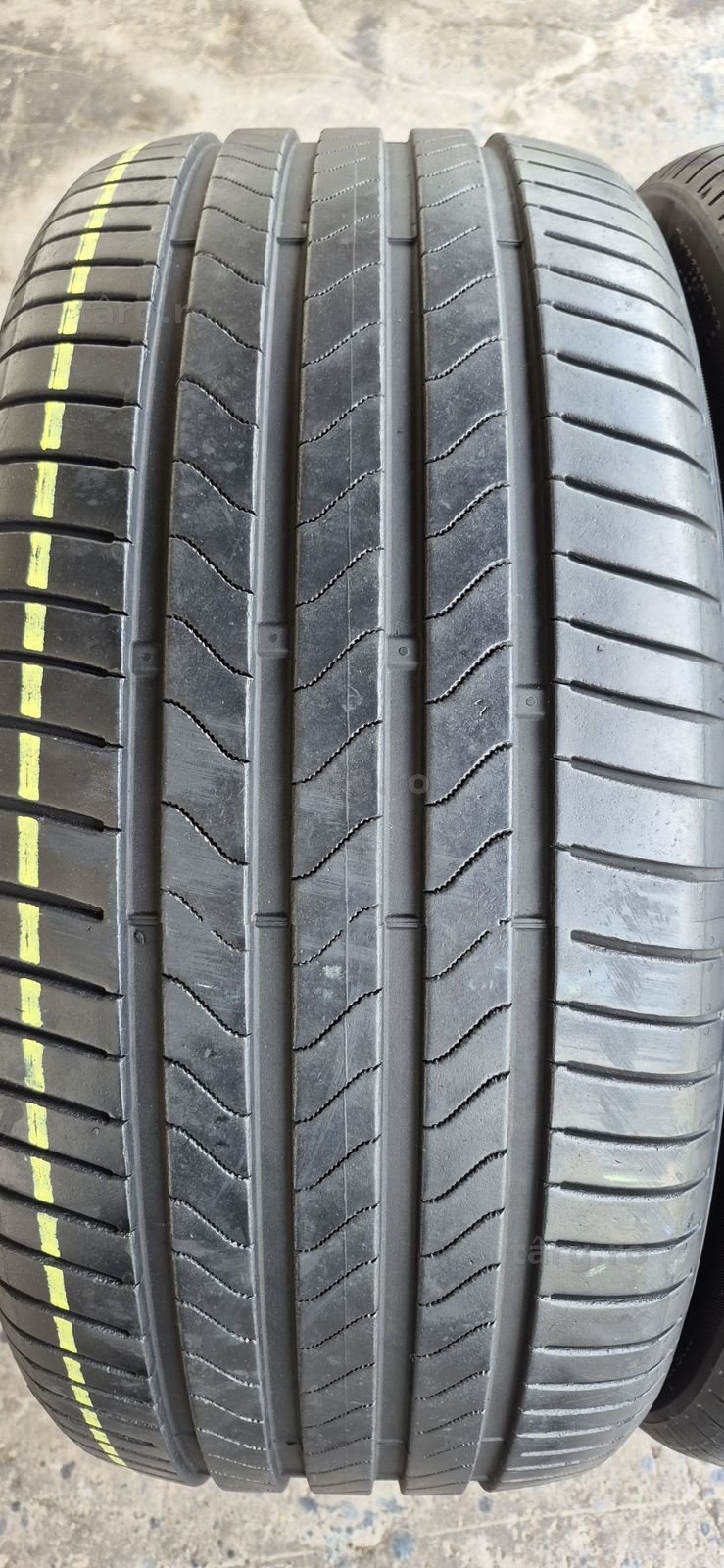 2 anvelope vara ca noi Bridgestone 275/40/22,dot 2023.Pretul este pe bucata. 2