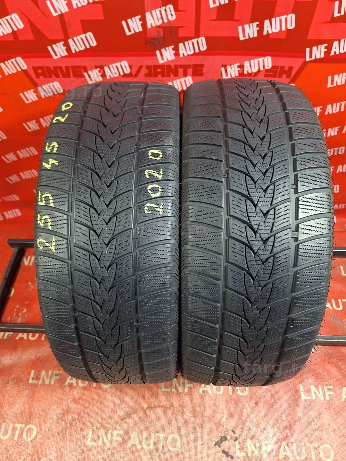 Anvelope M+S 255/45/20 - Minerva - 6.5 MM - DOT 2020 !