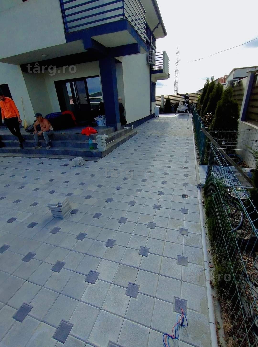 Super oferta pavaje si pavele din beton model Solzi Montaj Transport
