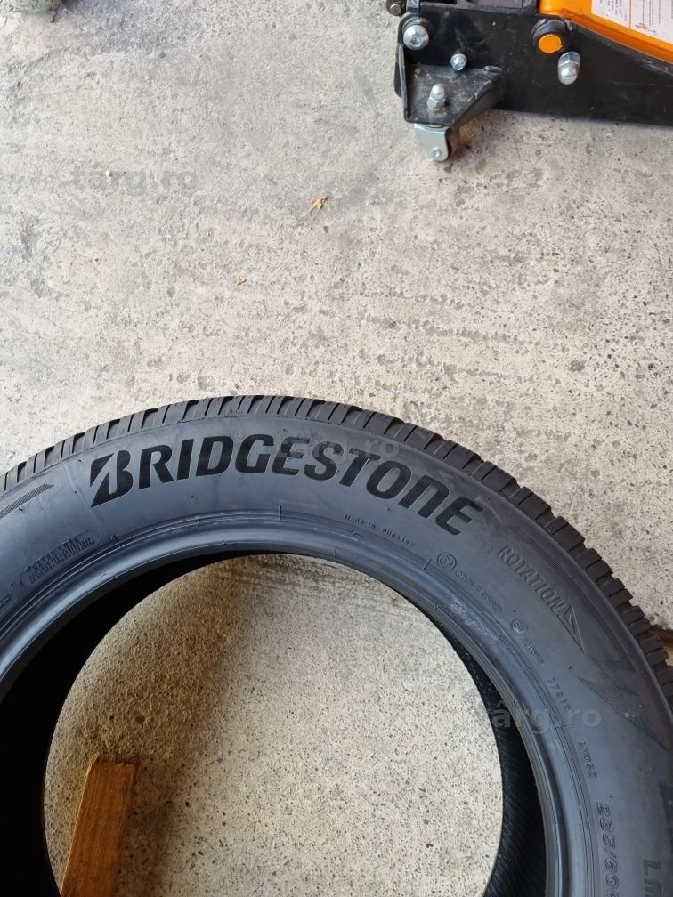 4 anvelope iarna BRIDGESTONE 235/60/18 DOT 2019 PRET PER BUCATA 3