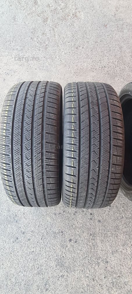 4 anvelope M+S Vredestein 235/40/19 2
