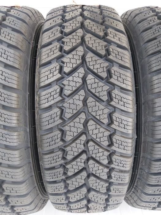 225/70 R15C 112R PETLAS PT935 Anvelope iarna M+S 3