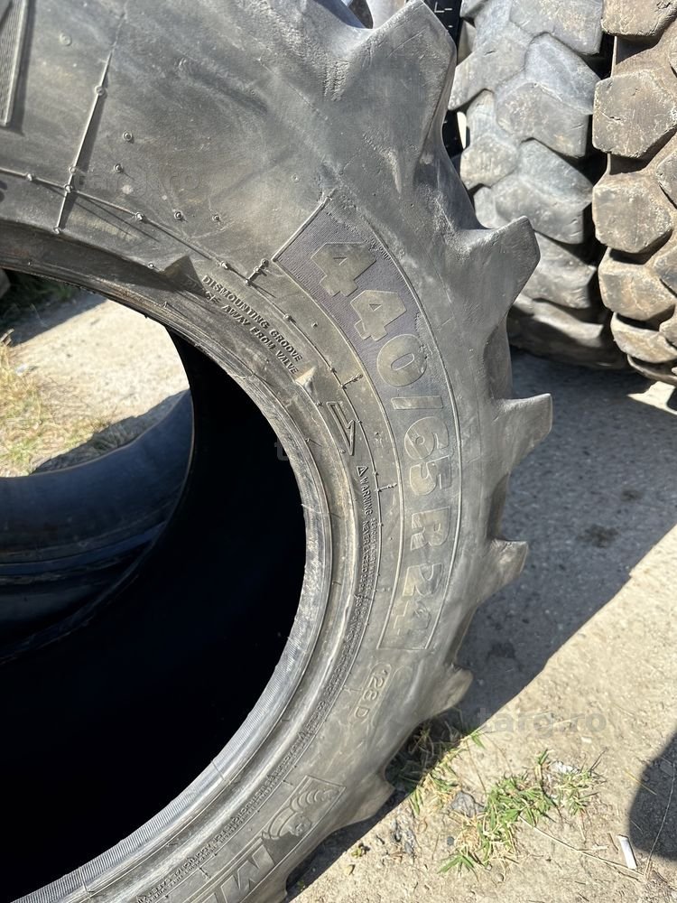 440/65r24 michelin 4