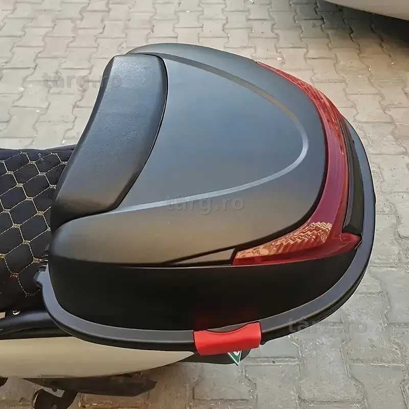 Cutie portbagaj moto/scuter, 41x38x28 cm, cu cheie și sistem antifurt 5