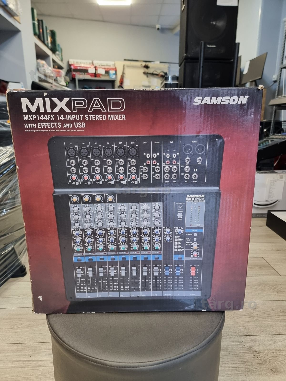Amanet F28: Mixer neamplificat Samson MixPad MXP144FX