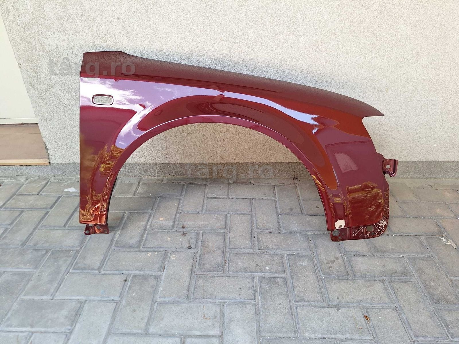 Aripa Fata Dreapta Audi A4 B6 An 2000-2004 Vopsita Rosu