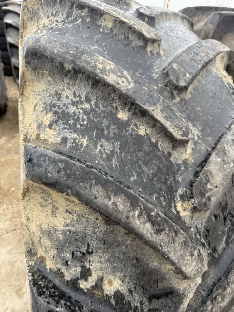 550/65r28 michelin 2