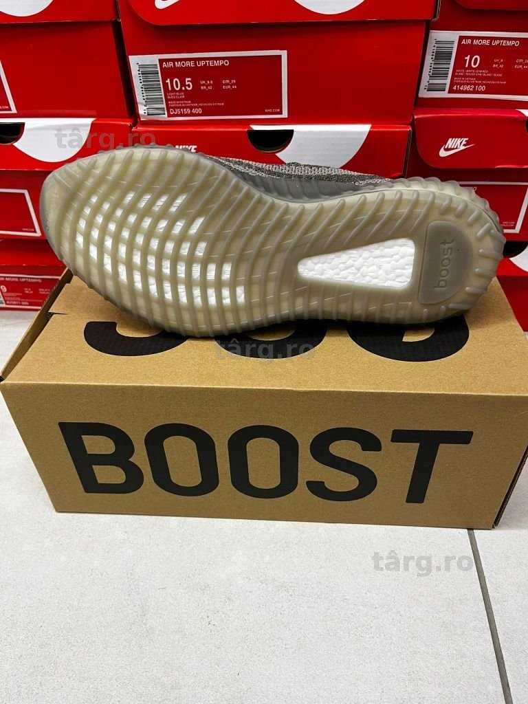 Adidas yeezy boost 350 v2 beluga 4