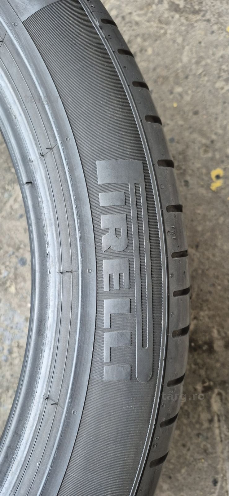 4 anvelope vara Pirelli 275/40/20.Pretul este pe bucata. 4