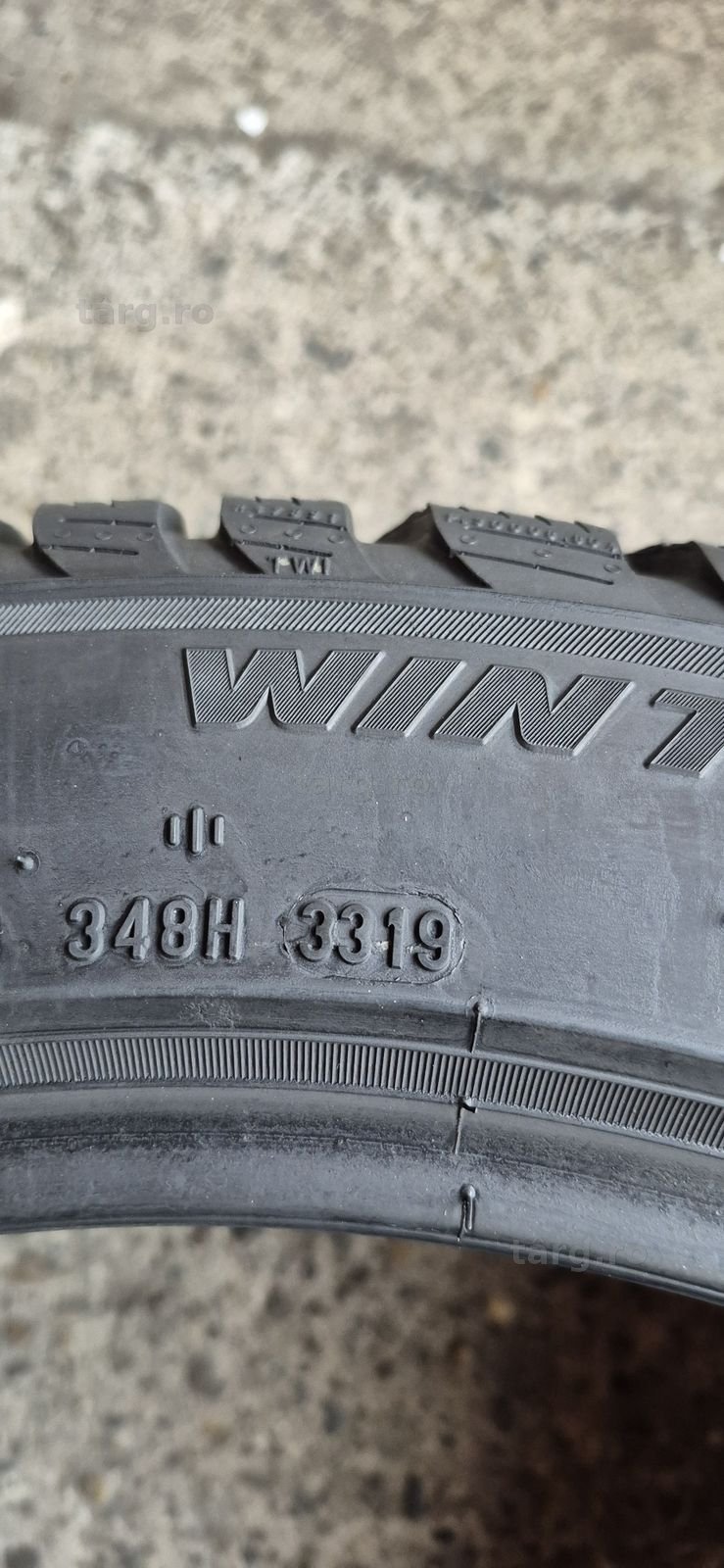 4 anvelope iarna Pirelli 235/45/18.Pretul este pe bucata. 7