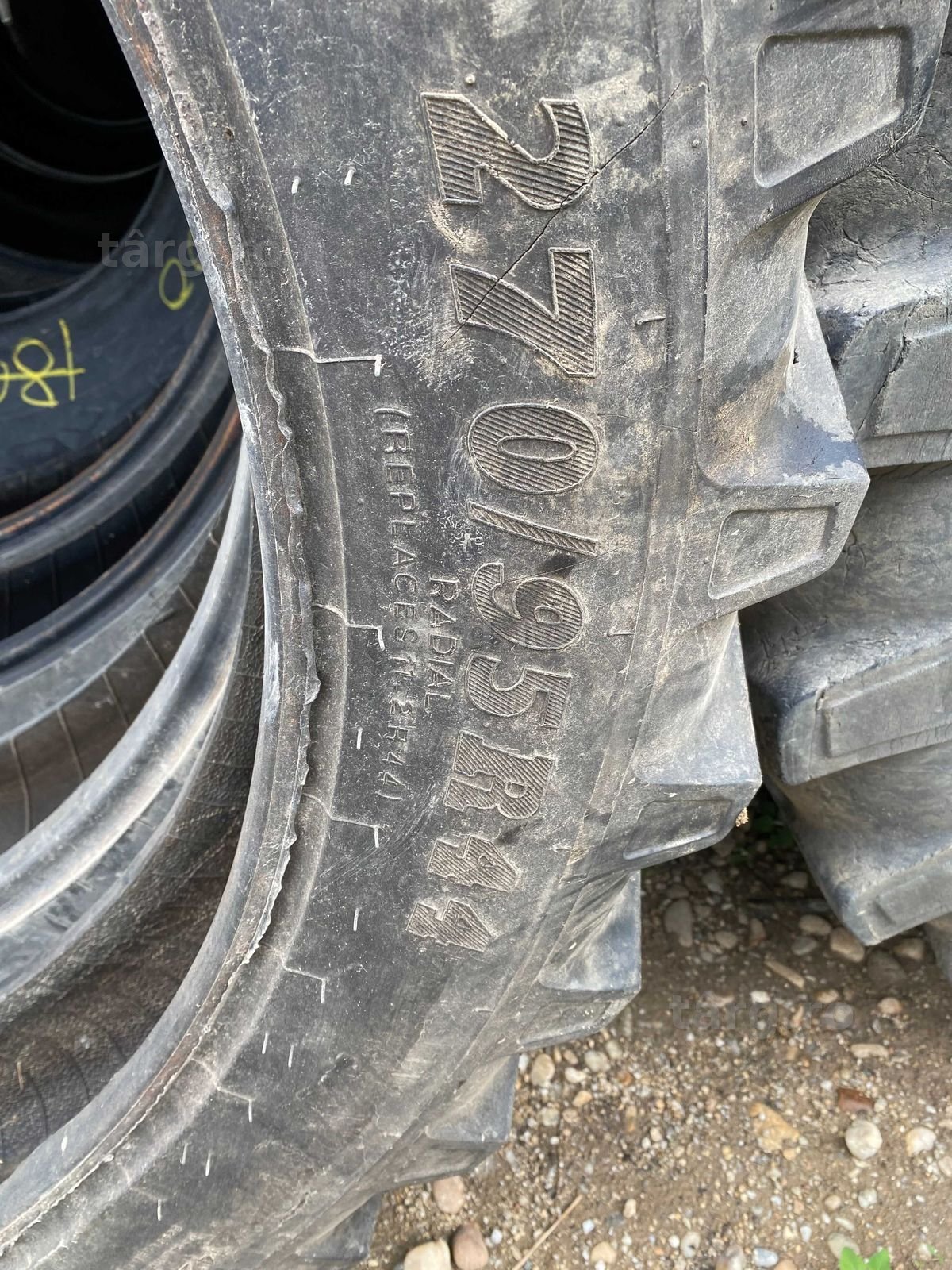 Cauciucuri sh 11.2 r44 2