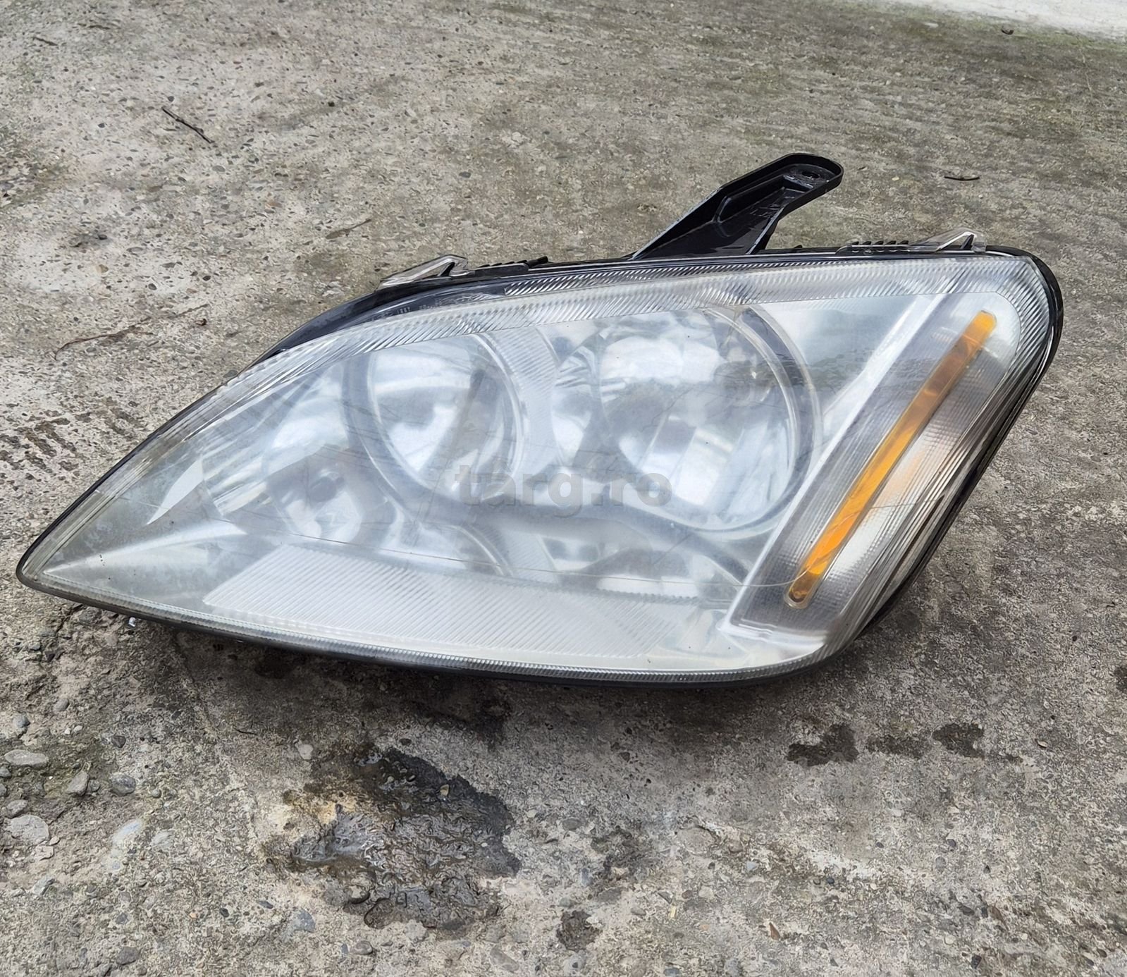 Far dreapta ford C max 1