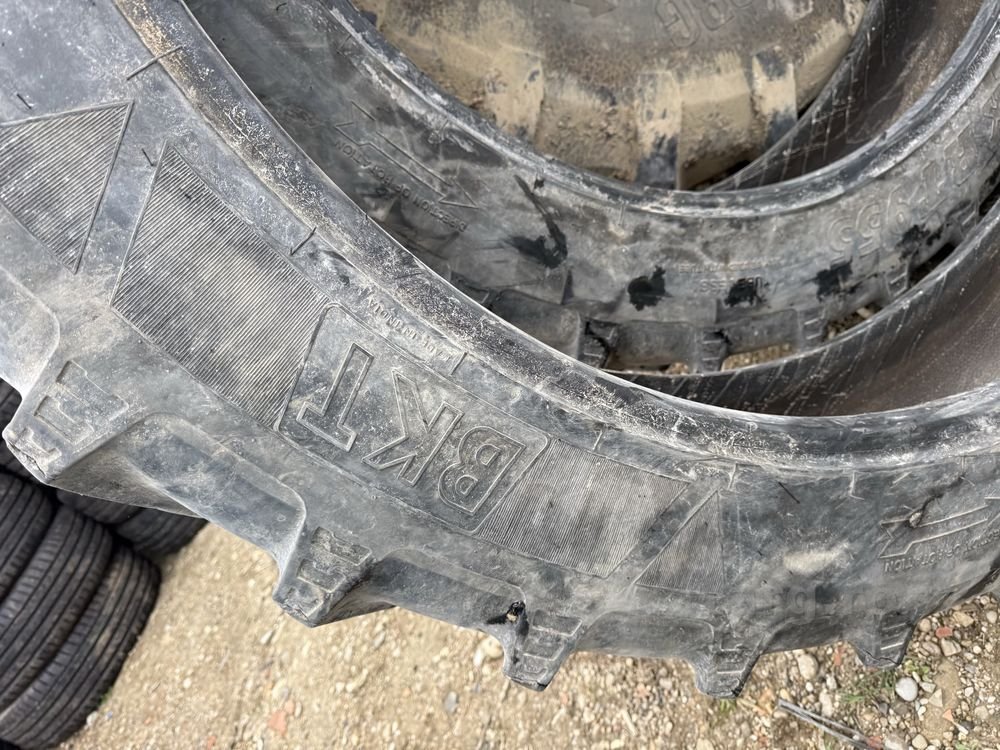 270/95r48 bkt tractor 4
