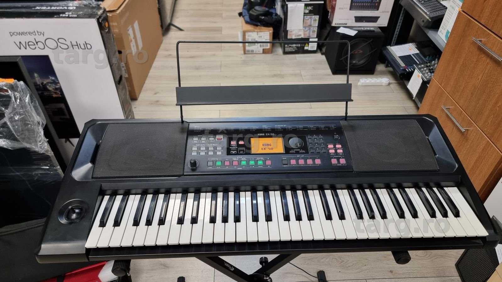 Amanet F28: Orga Korg EK-50 Aranjor Claviatura Sintetizator
