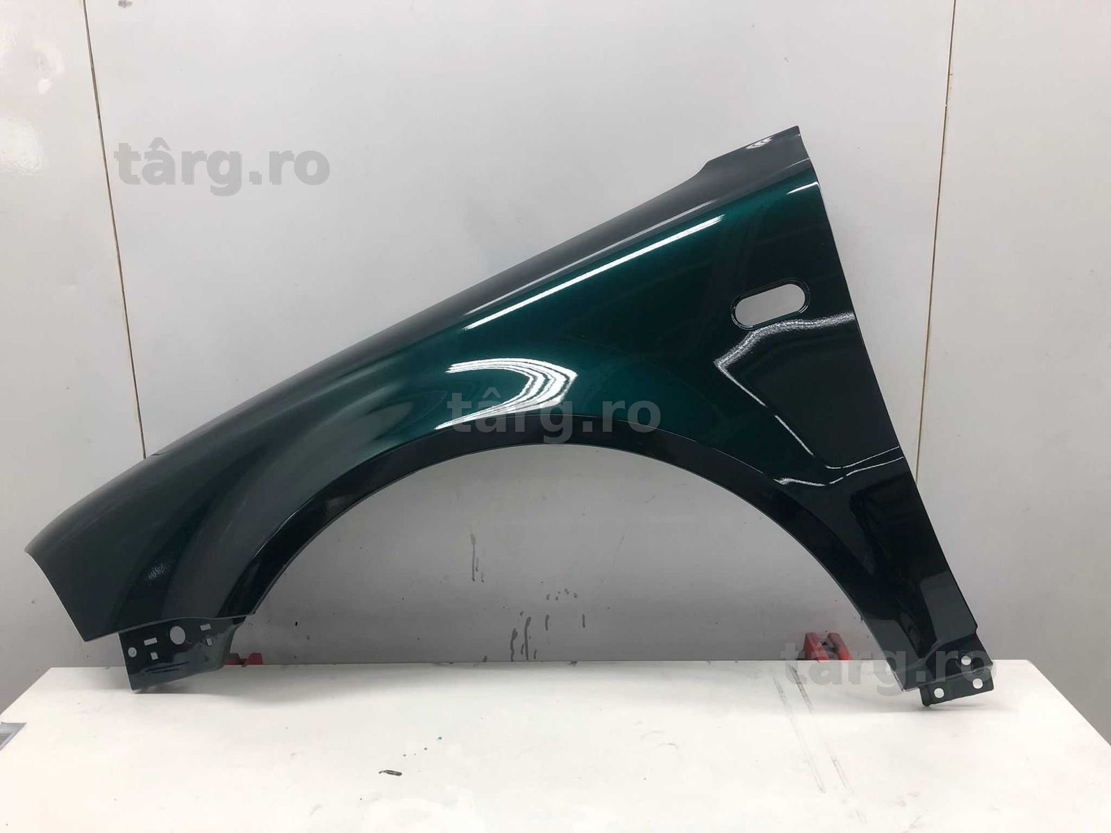 Aripa Fata Stanga VW Passat B5.5 An 2000-2003 (LB6W (Verde))