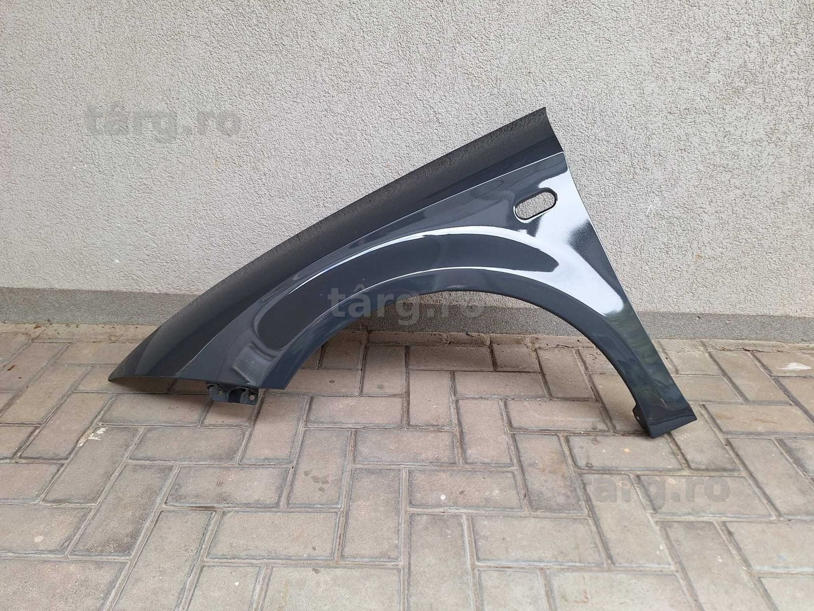Aripa Fata Stanga Seat Leon An 2005-2009 Vopsita Gri Inchis
