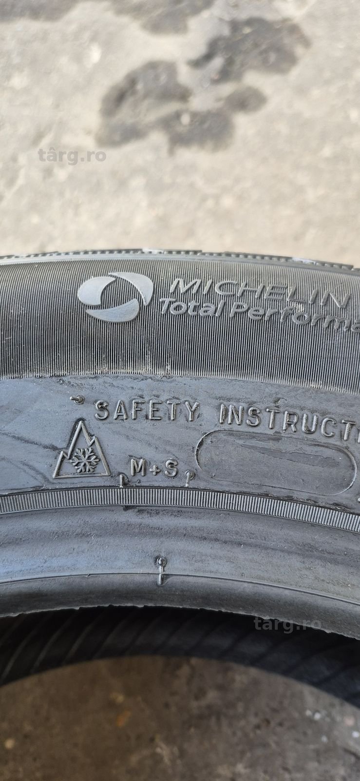 4 anvelope iarna runflat Michelin 265/50/19,dot 2022.Pret pe bucata 7
